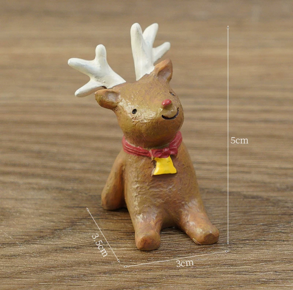 Christmas Look Up to the Sky- Cute Animal Desktop / Plants / All Purpose Knick-Knack