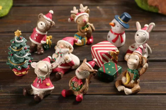 Christmas Look Up to the Sky- Cute Animal Desktop / Plants / All Purpose Knick-Knack